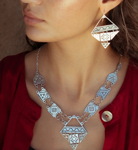 Prism Of Majesty Earring