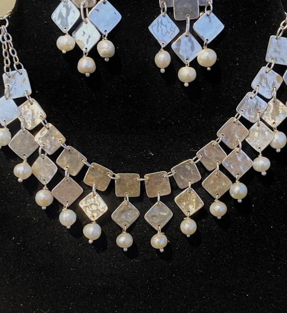Aether Necklace Pearl